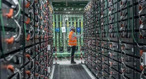 Baterii peste baterii. ENGIE va pune o instalație de stocare a energiei de 80 MW în centrul țării