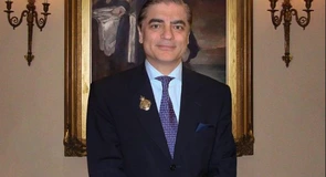 Curtea de Apel din Paris se pronunță asupra unui mandat de arestare emis de București pentru Prințul Paul de România, condamnat la închisoare pentru trafic de influență