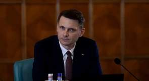 Abrudean: Soluţia democratică şi constituţională ar fi presupus reluarea consultărilor pentru propunerea unui nou premier