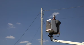 Rețele Electrice România lansează o licitație de până la 465 milioane lei pentru lucrări în rețelele de distribuție din zona Dobrogea
