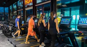 Stay Fit Gym a deschis la Palas Iaşi primul său centru de fitness de tip Black