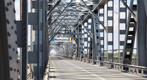 Autorităţile bulgare vor suspenda temporar circulaţia rutieră pe podul Giurgiu – Ruse