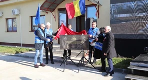 Transelectrica a inaugurat la Sibiu Centrul de Cercetare şi Dezvoltare a Tehnologiilor de Lucru sub Tensiune şi Intervenţie Rapidă în SEN