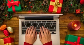 Românii cumpără online mai mult decât austriecii. Piața de e-commerce ar putea trece, anul acesta, de pragul de 13 miliarde de euro
