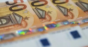 Lagarde respinge un impozit pe capitalul care nu rămâne în Europa şi susţine stimulentele