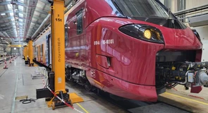 FOTO Trenul Alstom 10, fabricat pentru România, predat CFR Călători