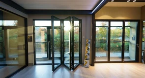 Alumil a încheiat anul 2025 cu afaceri de 118,9 milioane de lei, în creștere cu 5,2%