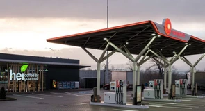 Benzinăriile Rompetrol și-au dublat profitul