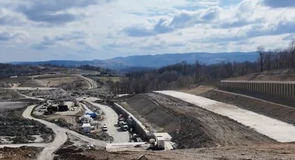 VIDEO Autostrada A1 Lugoj – Deva: Lucrările la secțiunea „tunelurilor urșilor” au ajuns la stadiul de 56%