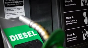 Motorina s-a scumpit din nou în după-amiaza zilei de 1 mai. Benzina se scumpise de dimineață