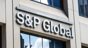 Surpriză îngrijorătoare provocată de S&P Global. Agenția confirmă ratingul României, cu perspectivă negativă, într-un raport neprogramat și avertizează că ar putea urma retrogradarea la junk