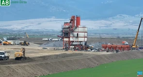 VIDEO Autostrada Unirii A8: Cum arată organizarea de șantier a celui mai nou constructor român de autostrăzi