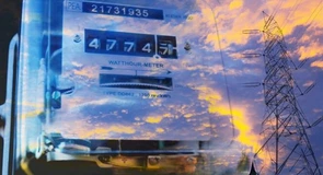 Câți bani au făcut marii furnizori de energie electrică în 2025, anul re-liberalizării pieței de energie