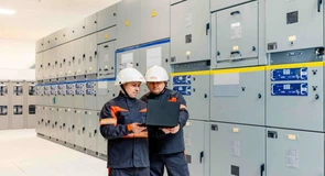 Reţele Electrice – licitaţie de până la 387 milioane de lei pentru lucrări la instalaţiile de înaltă tensiune