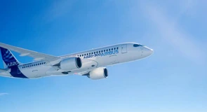 AirAsia a semnat un acord de 19 miliarde de dolari pentru a achiziţiona 150 de avioane Airbus A220 fabricate în Canada