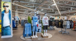 Primark a deschis un nou magazin în România, o investiție de 10 milioane de euro. Ce urmează pentru gigantul din retail până în 2027