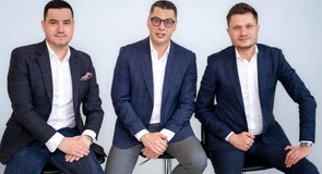 Gabriel Voicu și Victor Vremera, care au vândut apartamente de un miliard de euro, își lansează propria companie de consultanță. Cine mai face parte din acționariat