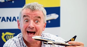 Anchetă la Ryanair. Ce investighează Concurenţa din Marea Britanie