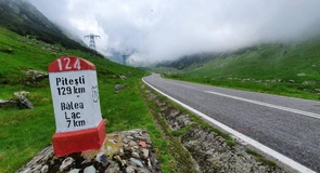 Transfăgărășanul ar putea fi redeschis circulației vineri. Anunțul șefului CNAIR
