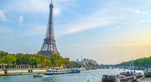 VIDEO O navă de lux construită în România va naviga în inima Parisului: Cum arată vasul special proiectat pentru râul Sena