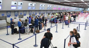 Companiile aeriene europene cer să poată suspenda sistemul de control la frontieră în această vară