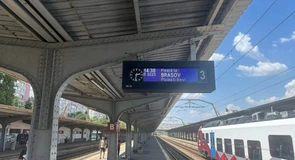 VIDEO Primul tren regional PESA a intrat joi în circulație cu călători pe ruta București – Brașov
