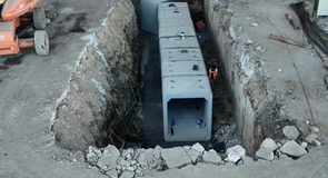 VIDEO Umbrărescu extinde șantierul de la Oțelu Roșu: Imagini în premieră cu tunelul tehnologic uriaș și noul laminor în construcție