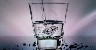 E lege: Restaurantele sunt obligate să vă ofere gratuit apă, dacă cereți