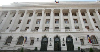 Băncile din România au identificat șase riscuri sistemice ridicate. Deteriorarea echilibrelor interne este cel mai ridicat risc – BNR