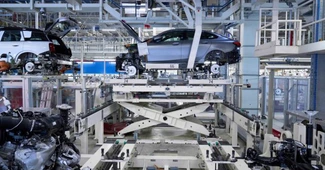 Confruntarea dintre Audi, BMW și Mercedes-Benz în primul semestru din 2025, încheiată cu victoria mărcii din Munchen