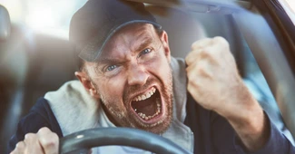 Anunț pentru șoferii cu RCA în România. Ce s-a întâmplat cu City Insurance și Euroins: Sume fără precedent ajunse în plus la păgubiți