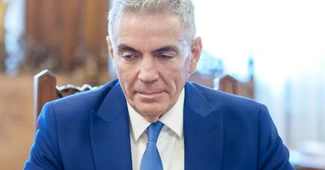 Scandal de corupţie – Mită de peste 150.000 de euro plătită 8 ani la rând unui inspector ANAF pentru ca firmele vicepremierului Anastasiu să aibă „protecţie de la Fisc”