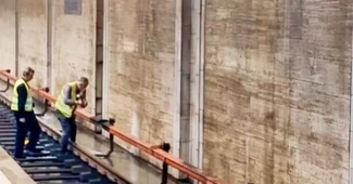 Apă la metrou, pe Magistrala 2.  Probleme cu infiltrațiile în stația Piața Sudului VIDEO