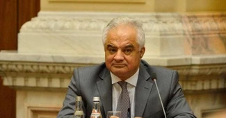 Ce spun oamenii lui Isărescu despre cursul de schimb leu-euro. Ce ar putea urma