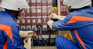 Unde se oprește curentul începând de mâine în București și Ilfov. Întreruperile programate de Rețele Electrice