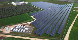 Proiect hibrid fotovoltaic-baterii uriaș pregătit de o companie italiană în România