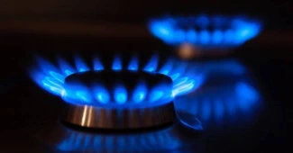 Prețul la gaze pentru populație va fi stabilit de stat, de la 1 aprilie, și fixat timp de un an, liberalizarea se amână