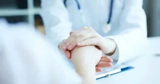 Pensionarii au finanţat cu 1,3 miliarde de lei sistemul asigurărilor sociale de sănătate, în primul trimestru. Au adus peste 6% din banii Fondului Sănătăţii