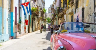 Câți turiști români au mers în Cuba în 2025, țara care se confruntă cu o criză de kerosen
