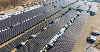 Stellantis a pus în funcțiune unul dintre cele mai mari parcuri fotovoltaice industriale din Europa Centrală și de Est la fabrica sa din Gliwice, Polonia, unde pot fi adăpostite 1.200 de mașini