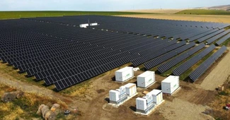 Israelienii de la Nofar pun două sisteme gigantice de baterii în sudul României, 860 MWh în total
