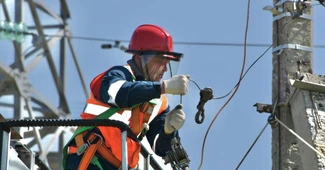 Românii au stat fără electricitate, în medie, patru ore în 2025. Situație puțin mai proastă față de anul precedent