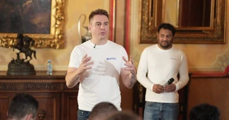 A apărut o nouă reţea socială europeană. eYou, dezvoltată în România, are ambiții mari. ”Vrem să depășim Meta și X”