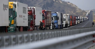 EXCLUSIV Vehiculele din România care au speriat Europa. Două din zece TIR-uri fac accident, de trei ori cât media: „Probabil că doar jumătate au RCA”