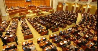 Parlament bicameral şi limitarea la două mandate a conducerilor instituţiilor publice – printre priorităţile legislative ale AUR