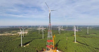 Cea mai înaltă turbină eoliană din lume, de 365 de metri, a fost construită în Germania