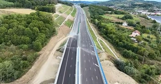 VIDEO Autostrada A1 Sibiu – Pitești: Imagini spectaculoase cu tronsonul care ar putea fi dat în trafic luna viitoare