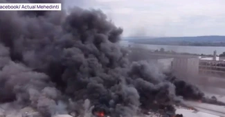 Incendiu masiv la o fabrică din Turnu-Severin. Ce firmă de top obișnuită cu incendiile mari ar putea plăti despăgubiri record