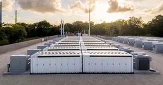 Nouă baterie de mare capacitate a primit autorizația de la ANRE. Are 230 MWh, tehnologie Tesla și va fi pusă în Brăila