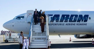 TAROM introduce în operare noua aeronavă Ivan Patzaichin, al doilea Boeing 737 MAX 8, și anunță noi livrări pentru 2027